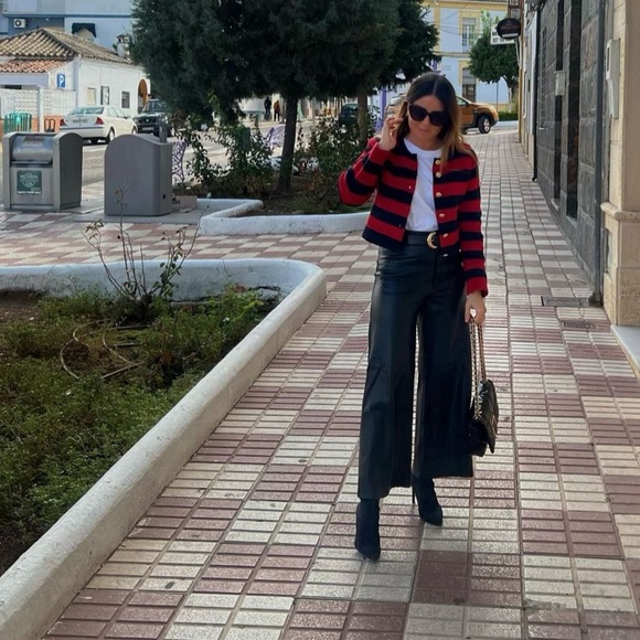 Zara | Knit Sweater Gold Buttons - Picture 7 of 16